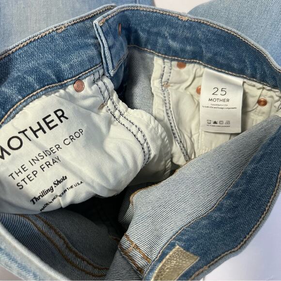 Mother The Insider  Crop Step Fray Jeans Thrilling Shots Sz 25 - Picture 3 of 9